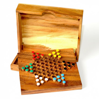 Sternhalma / Halma - Chinese Checkers Spiel aus Holz für 2 bis 6 Personen
