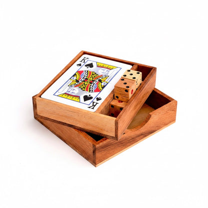 Kartenspiel und Würfelbox aus Holz - Praktische Spielesammlung für unterwegs