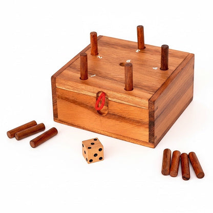 Woodtastic Kistenspiel "Warum immer Ich" wooden dice game with pegs and dice, made from Samanea wood.