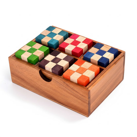 Woodtastic Snake Cube Level Box M, a set of 6 wooden snake cube puzzles in a wooden box. Puzzles are in blue, red, blue, green, black, and orange.